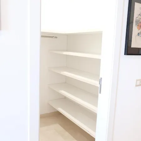 Exclusive Beachfront Haven In Costa Brava Apartmán Lloret de Mar