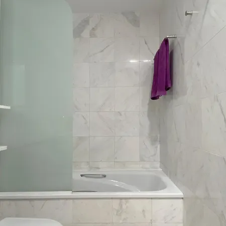 Exclusive Beachfront Haven In Costa Brava リョレート・デ・マル