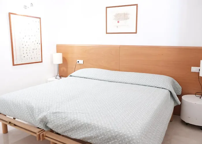 Exclusive Beachfront Haven In Costa Brava Appartement *