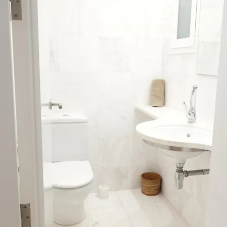 Exclusive Beachfront Haven In Costa Brava 료렛 드 마르